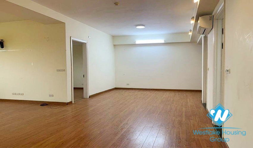  An affordable apartment with 3 bedrooms with unfunished for rent in Ciputra. 